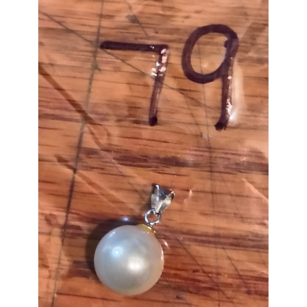 White Faux Pearl Solitaire Charm Drop Pendant Silver Tone Bail Womens